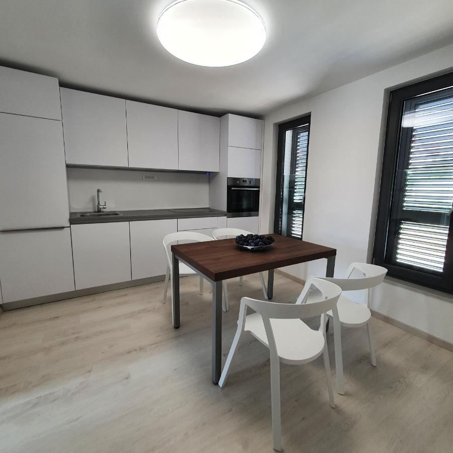 Apartment Aquamarine Novalja