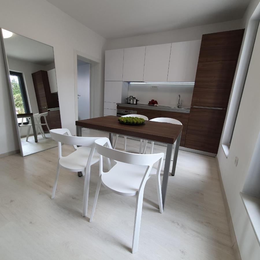 Aquamarine Apartment *
