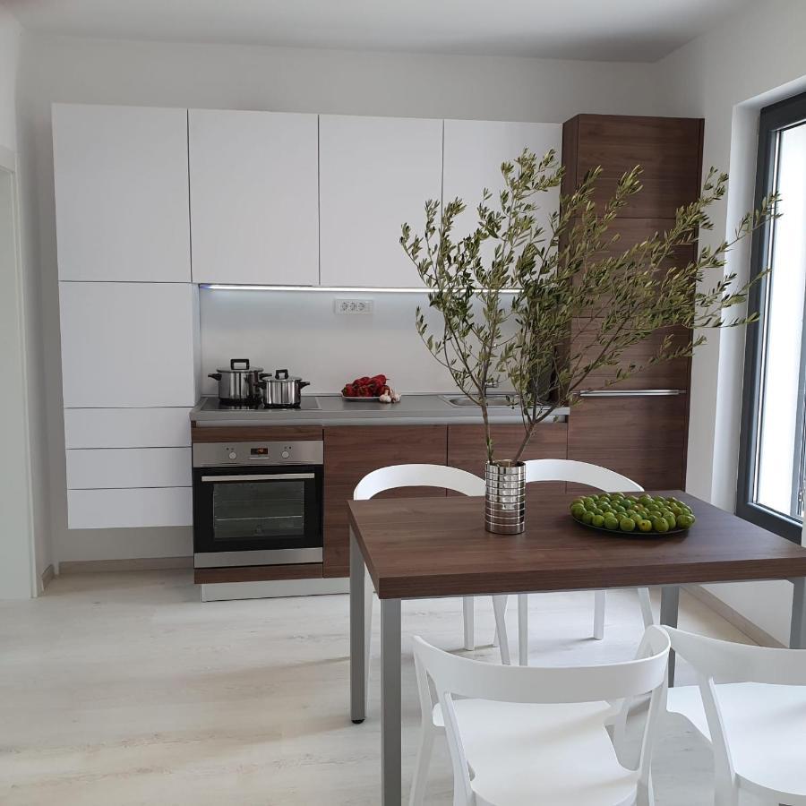 Aquamarine Apartman *